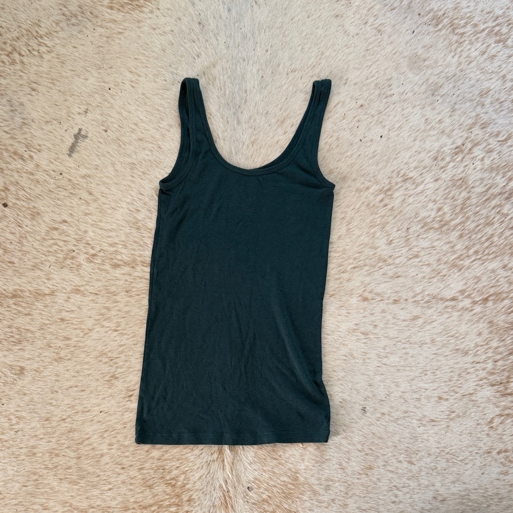 Mossimo Supply Co. Dark emerald Scoop Tank Top